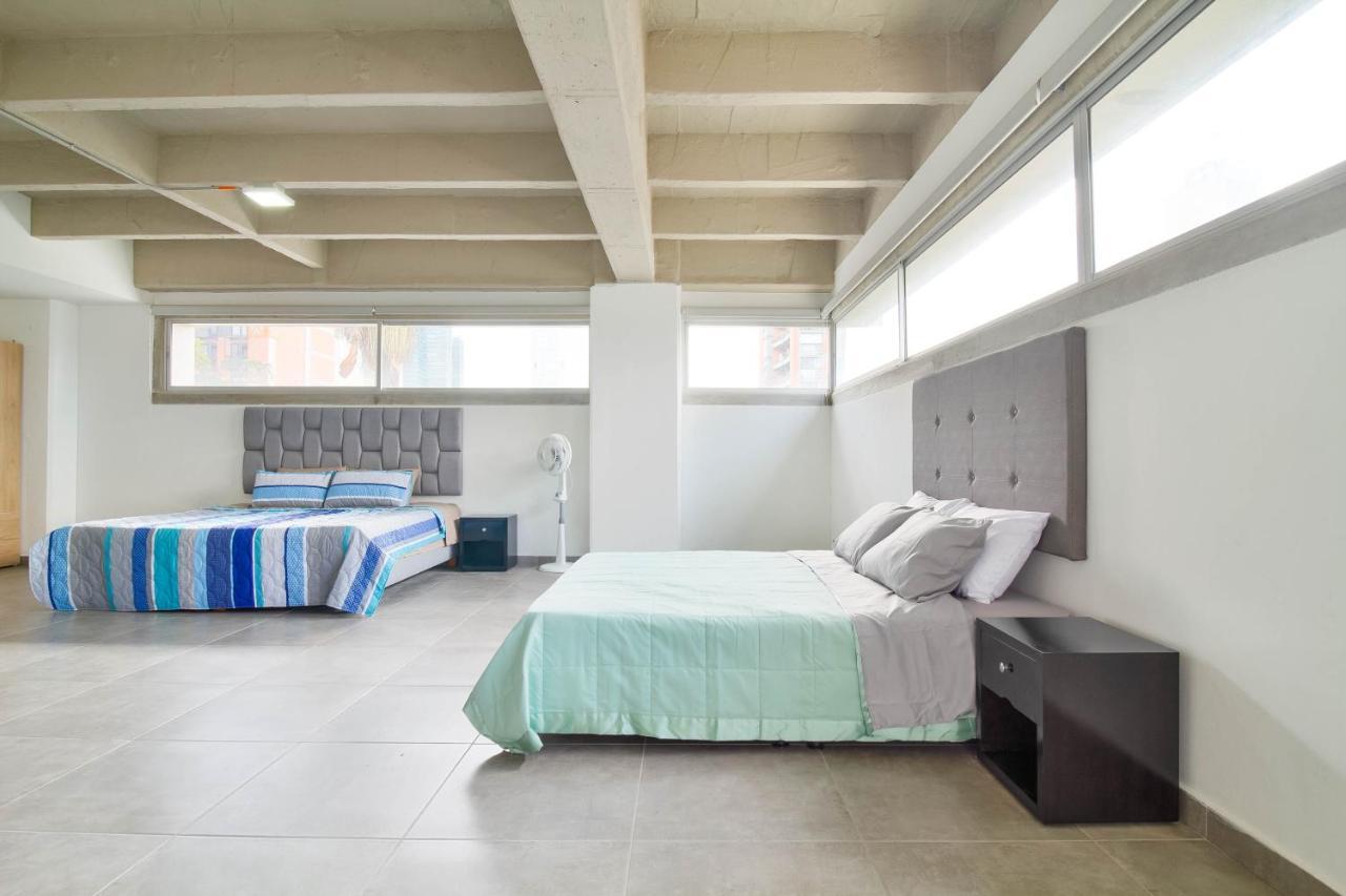 Camelot ApartaHotel Medellin Bagian luar foto